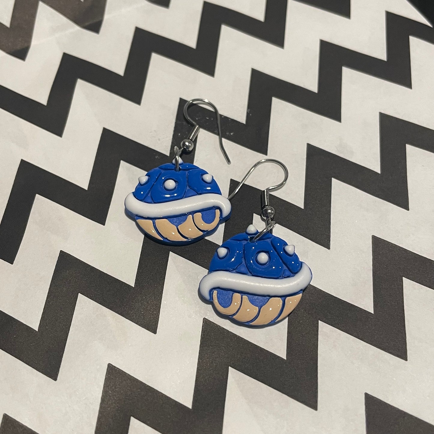 Kart Shell earrings - handmade polymer clay