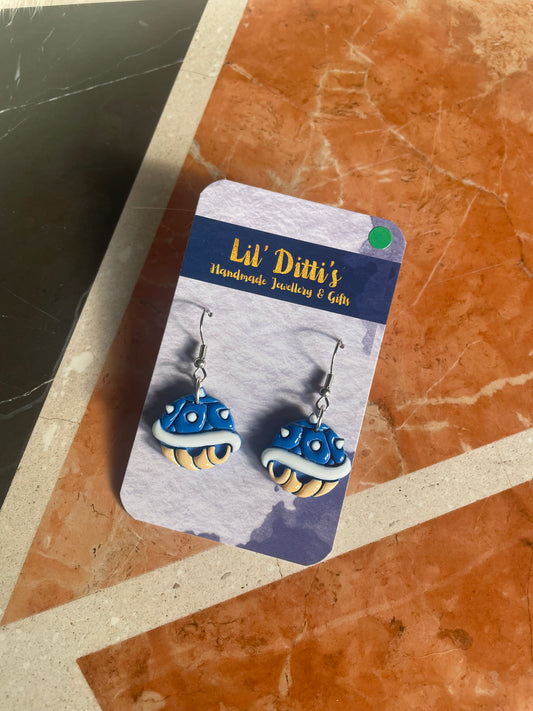 Kart Shell earrings - handmade polymer clay