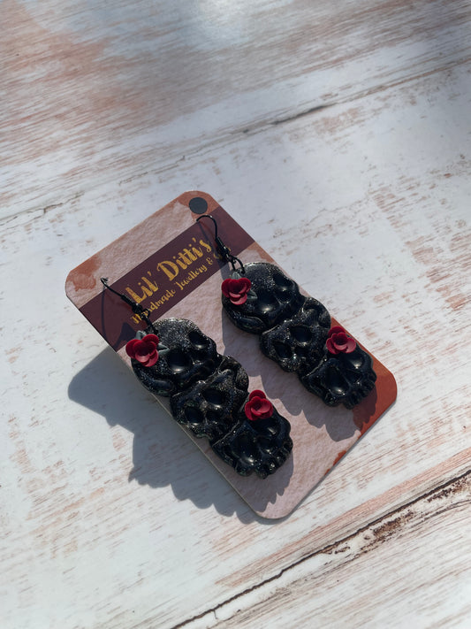 Skulls n roses earrings - handmade polymer clay